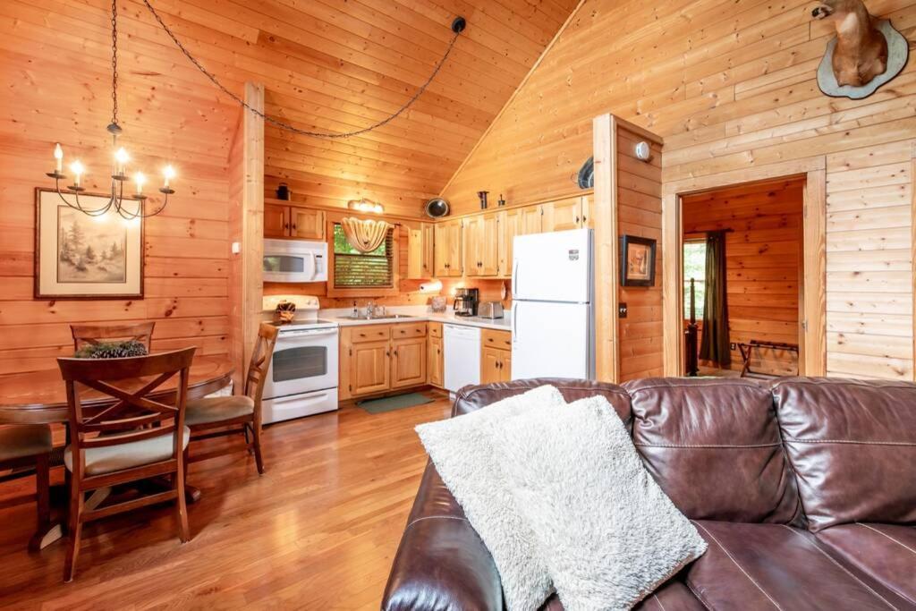 Nice View Fireplace, Hot Tub, Porch Bed, Private Сев'єрвілл Екстер'єр фото