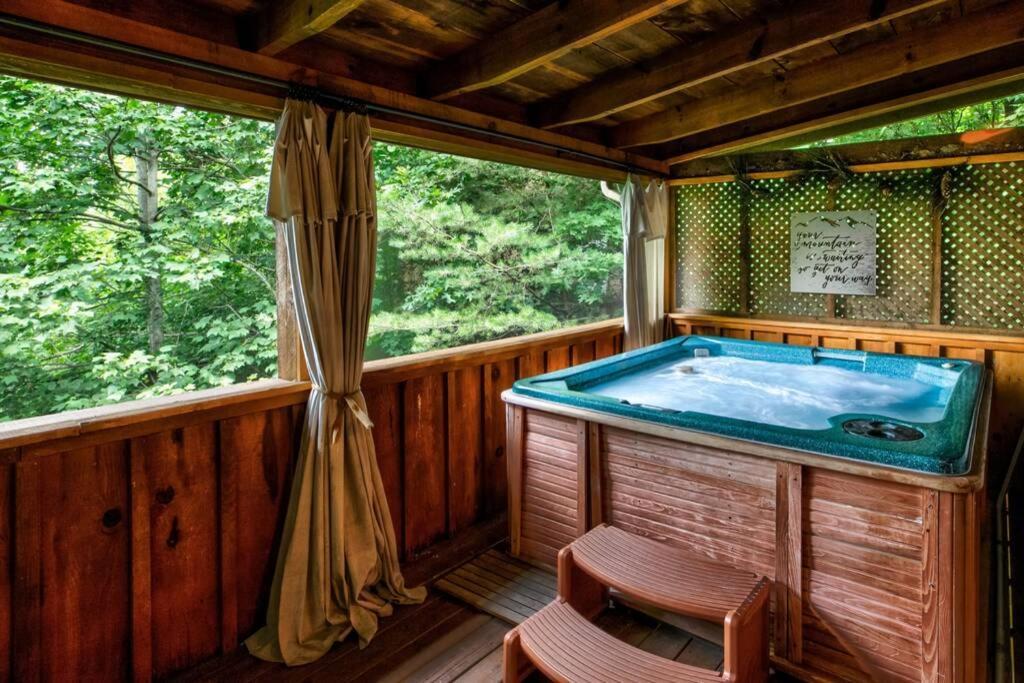 Nice View Fireplace, Hot Tub, Porch Bed, Private Сев'єрвілл Екстер'єр фото