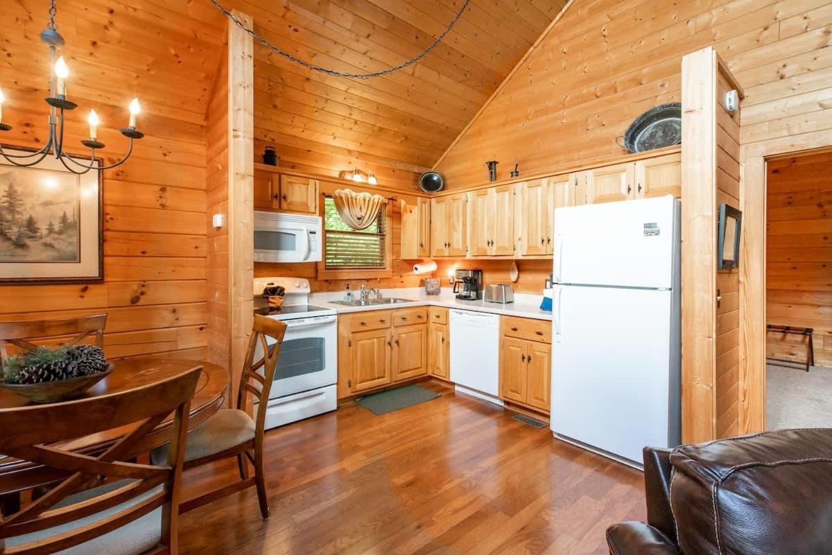 Nice View Fireplace, Hot Tub, Porch Bed, Private Сев'єрвілл Екстер'єр фото